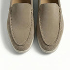 Loafer Schuhe für Herren in Velours-Optik mit Mokassin-Naht und Gummisohle