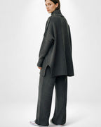 Einfarbiges Roolkragenpullover Strickset für Damen