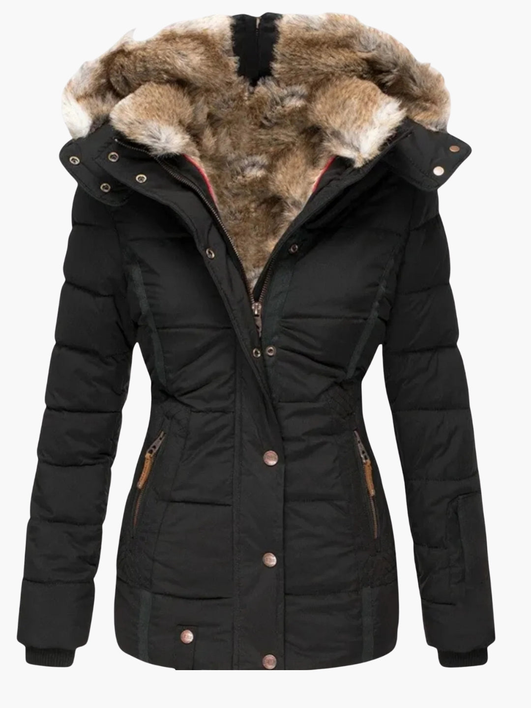 Schwarze Winterjacke mit fellgefütterter Kapuze vor weißem Hintergrund