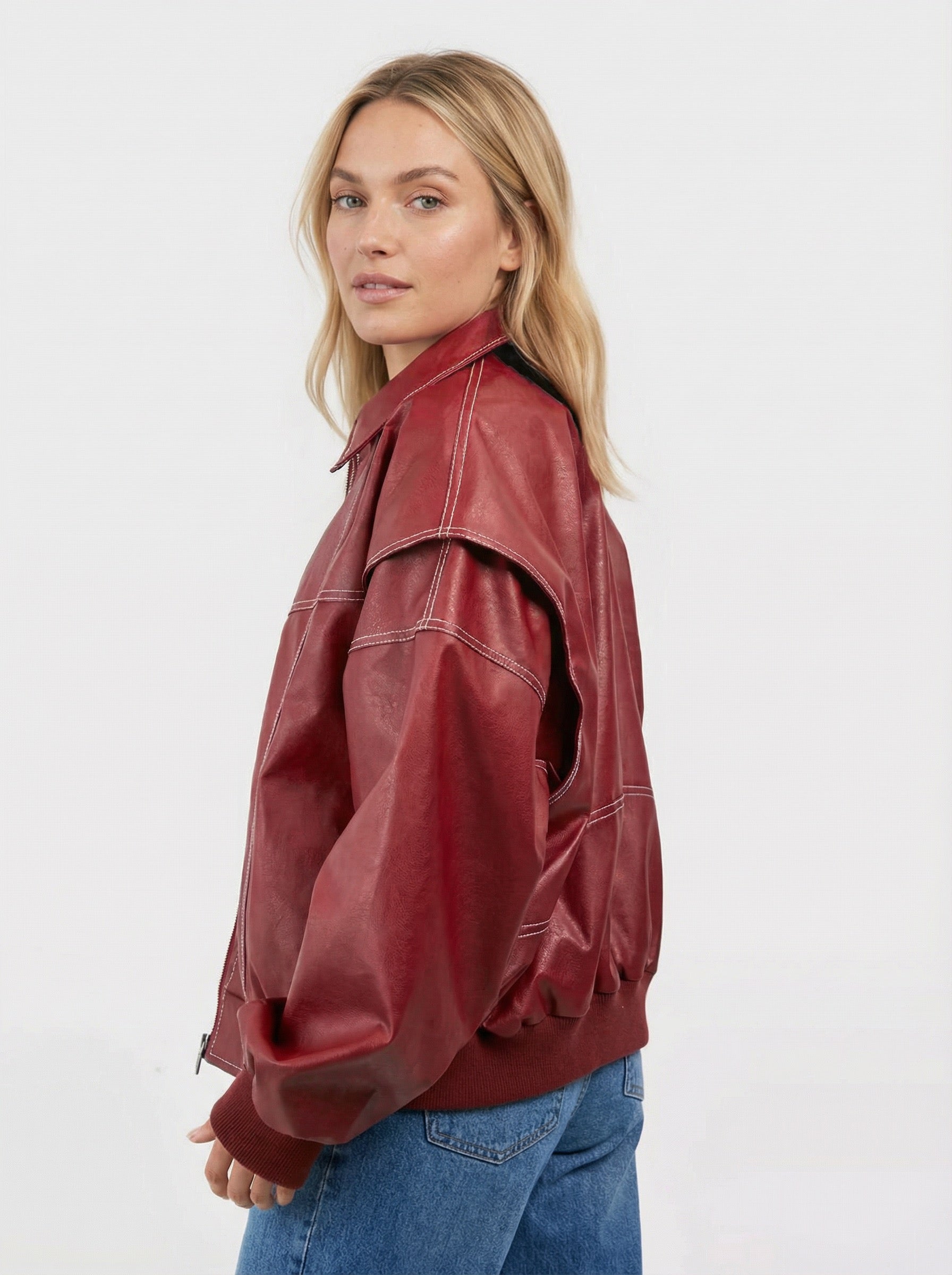 Pilotenjacke für Damen mit Coating und klassischem Kragen in Oversize Fit