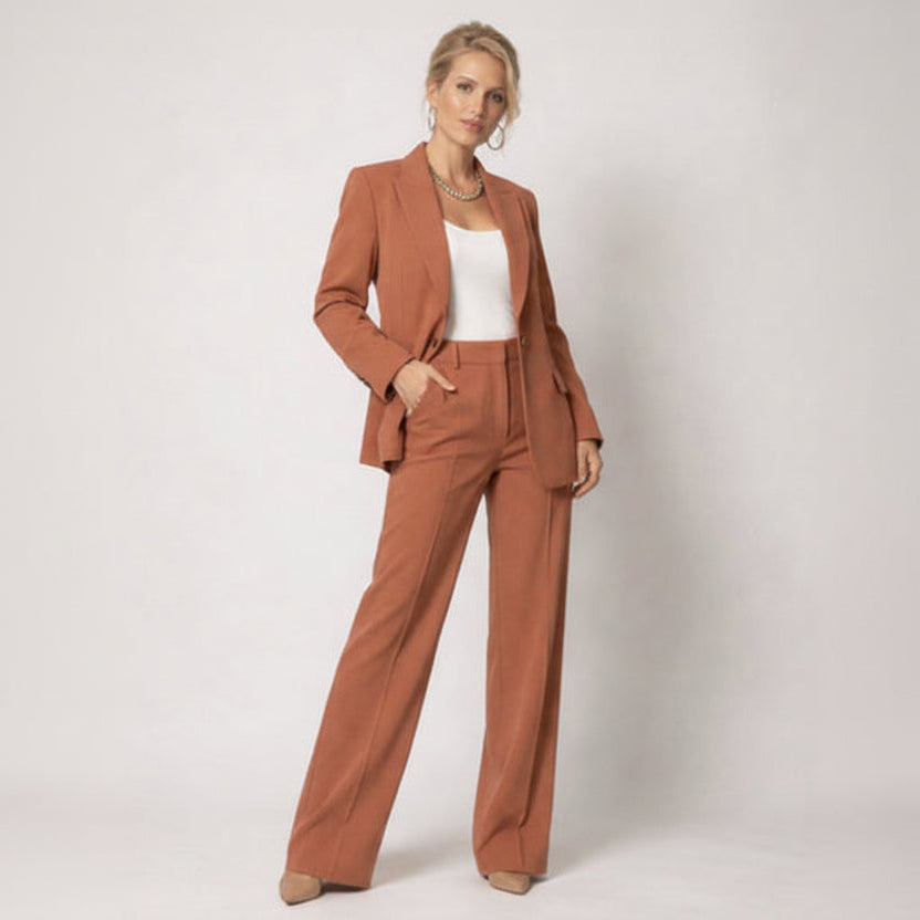 Hosenanzug für Damen mit geradem Schnitt und weitem Bein