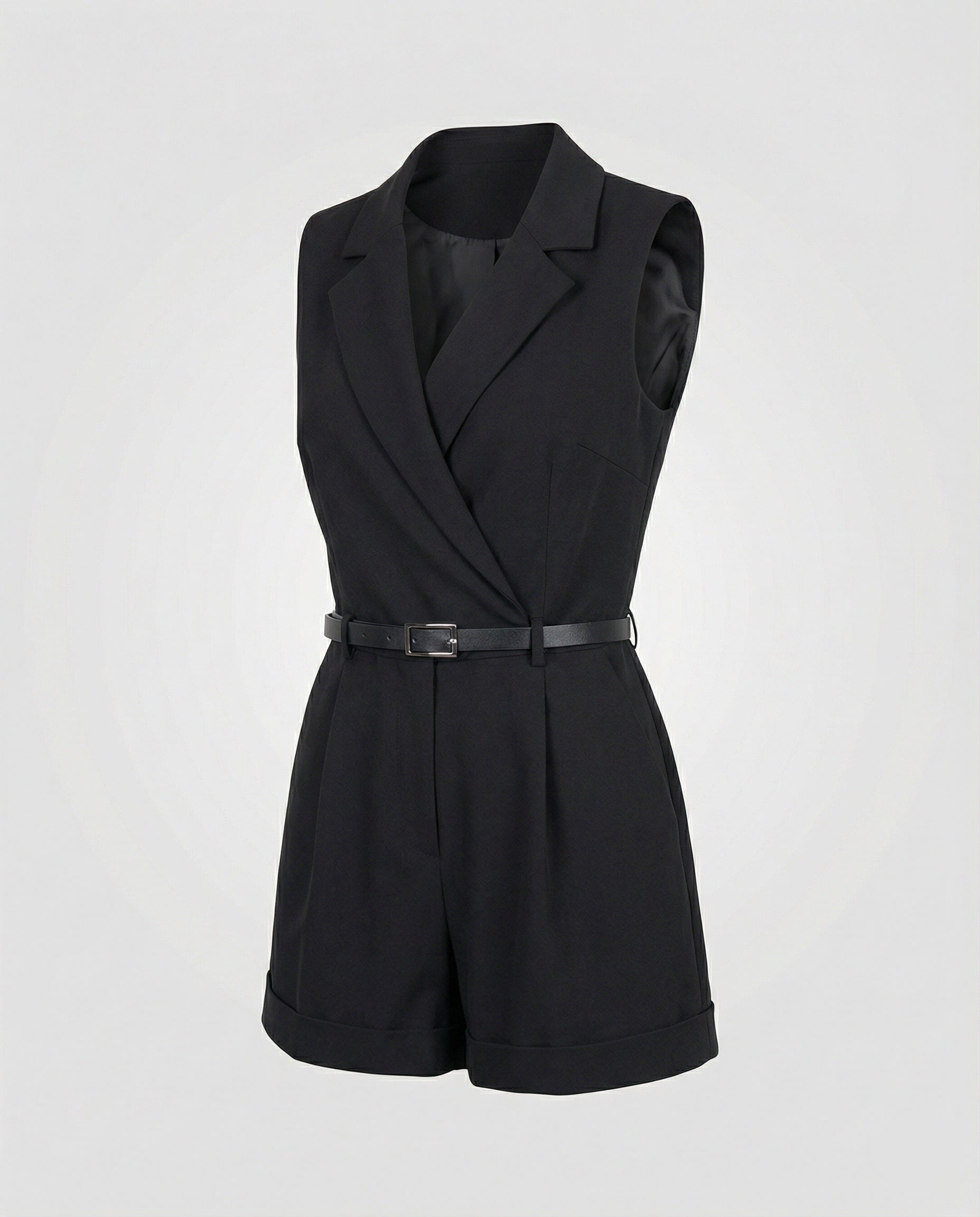 Eleganter ärmelloser Jumpsuit mit Reverskragen und Gürtel für Damen