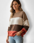 Gestreifter Damenpullover mit lockerer Passform