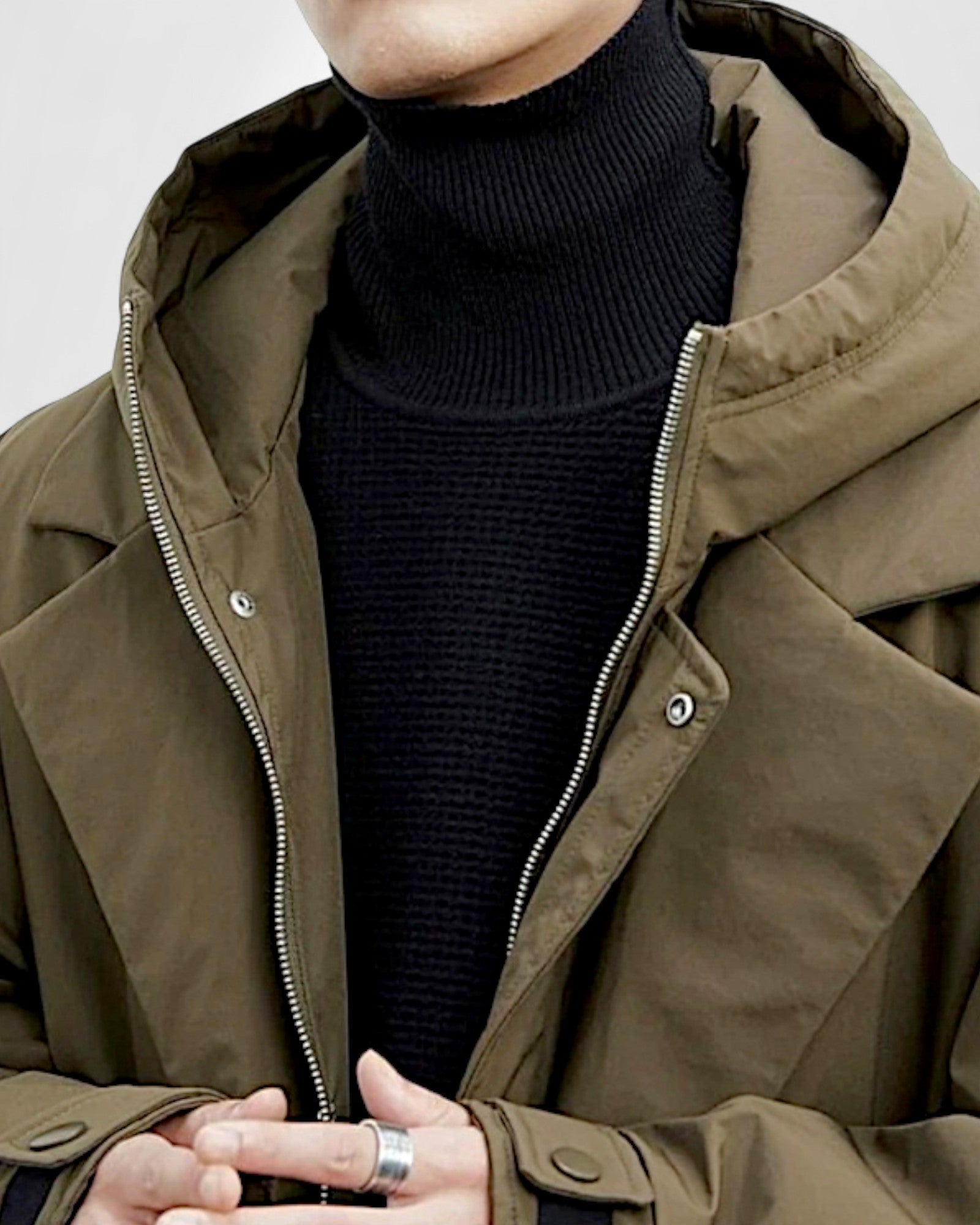 Langer wasserdichter Mantel mit Kapuze für Herren im Business-Look