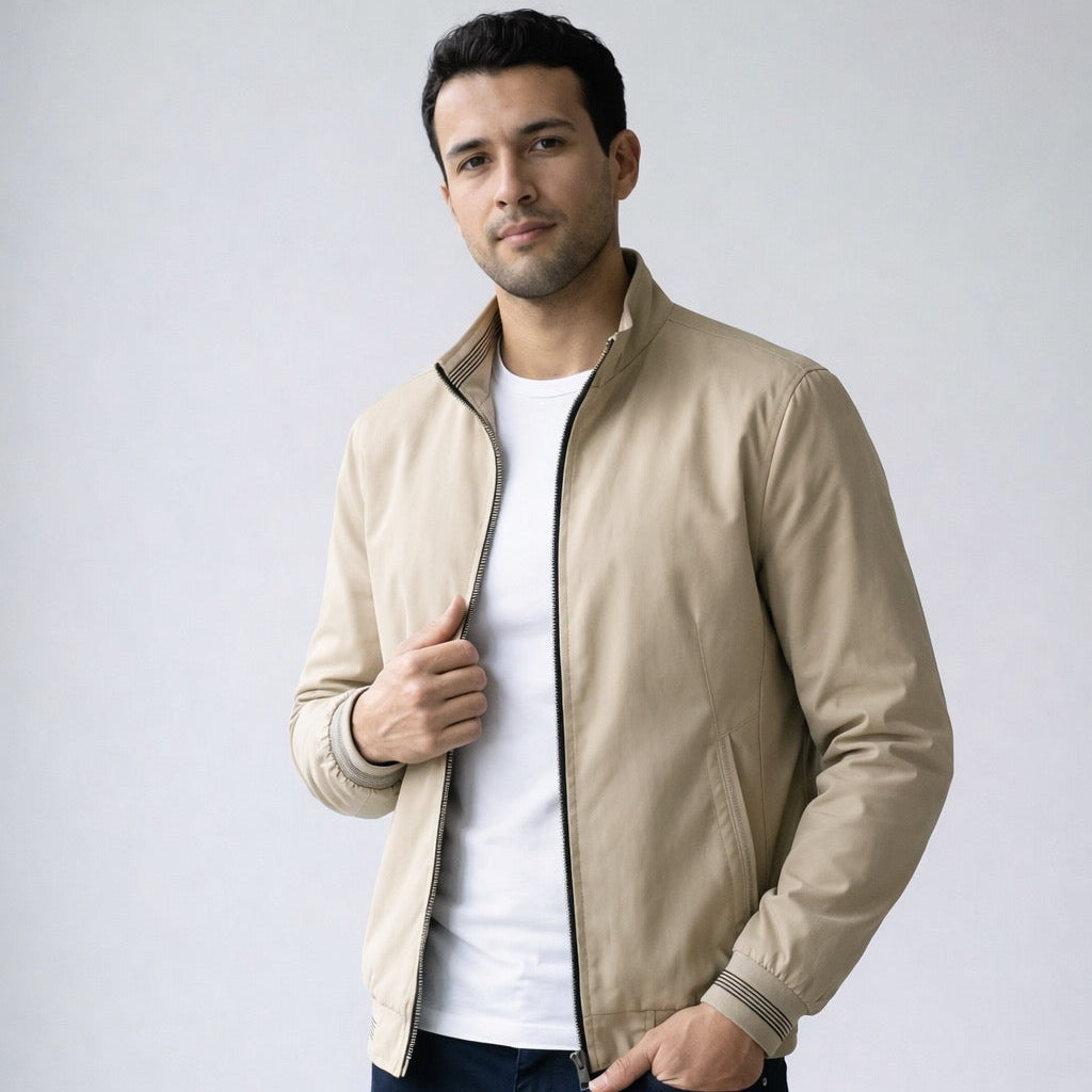 Blouson für Herren in Regular Fit mit Frontreißverschluss und Stehkragen