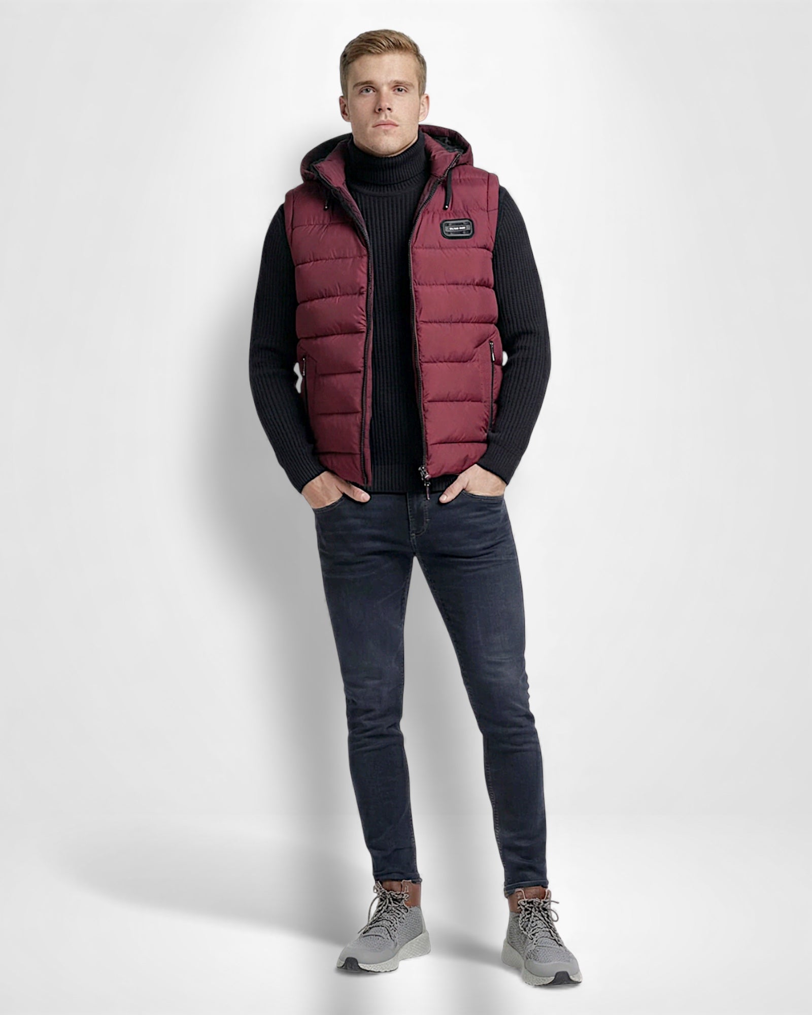 Gesteppte Weste für Herren mit Kapuze und Fleece-Innenfutter