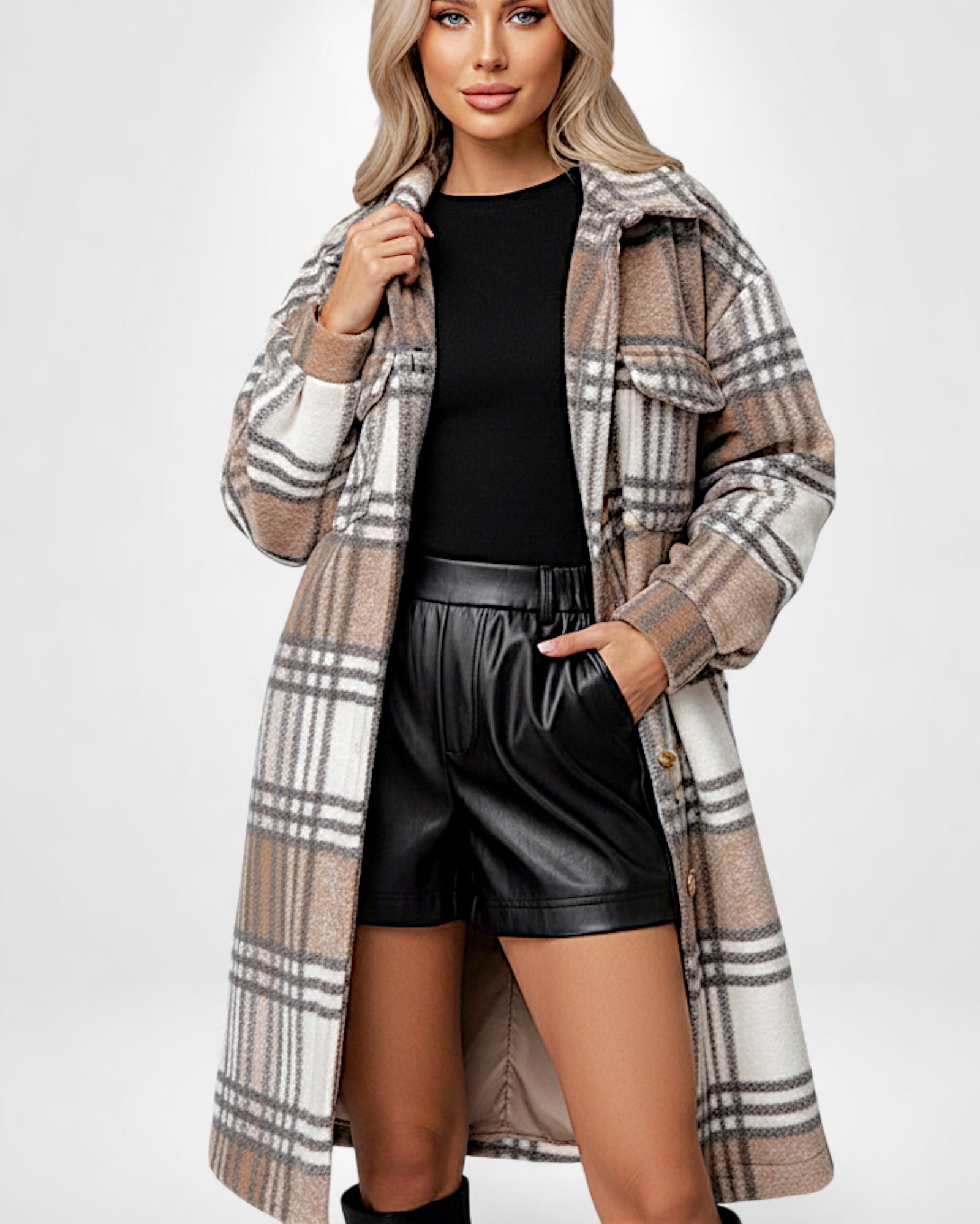 Langer Damen Wintermantel mit Karomuster