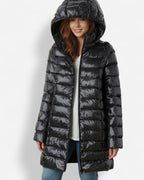 Winter-Pufferjacke in gerader Passform mit Kapuze