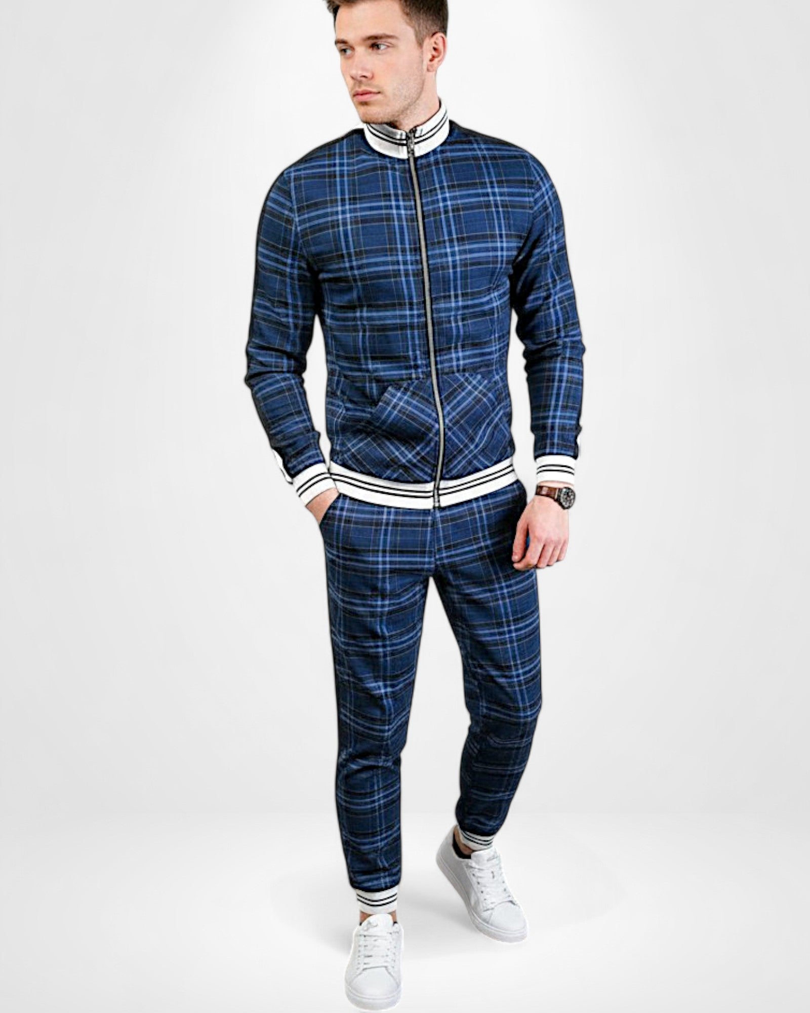 Trainingsanzug für Herren mit hohem Kragen und Rippbündchen