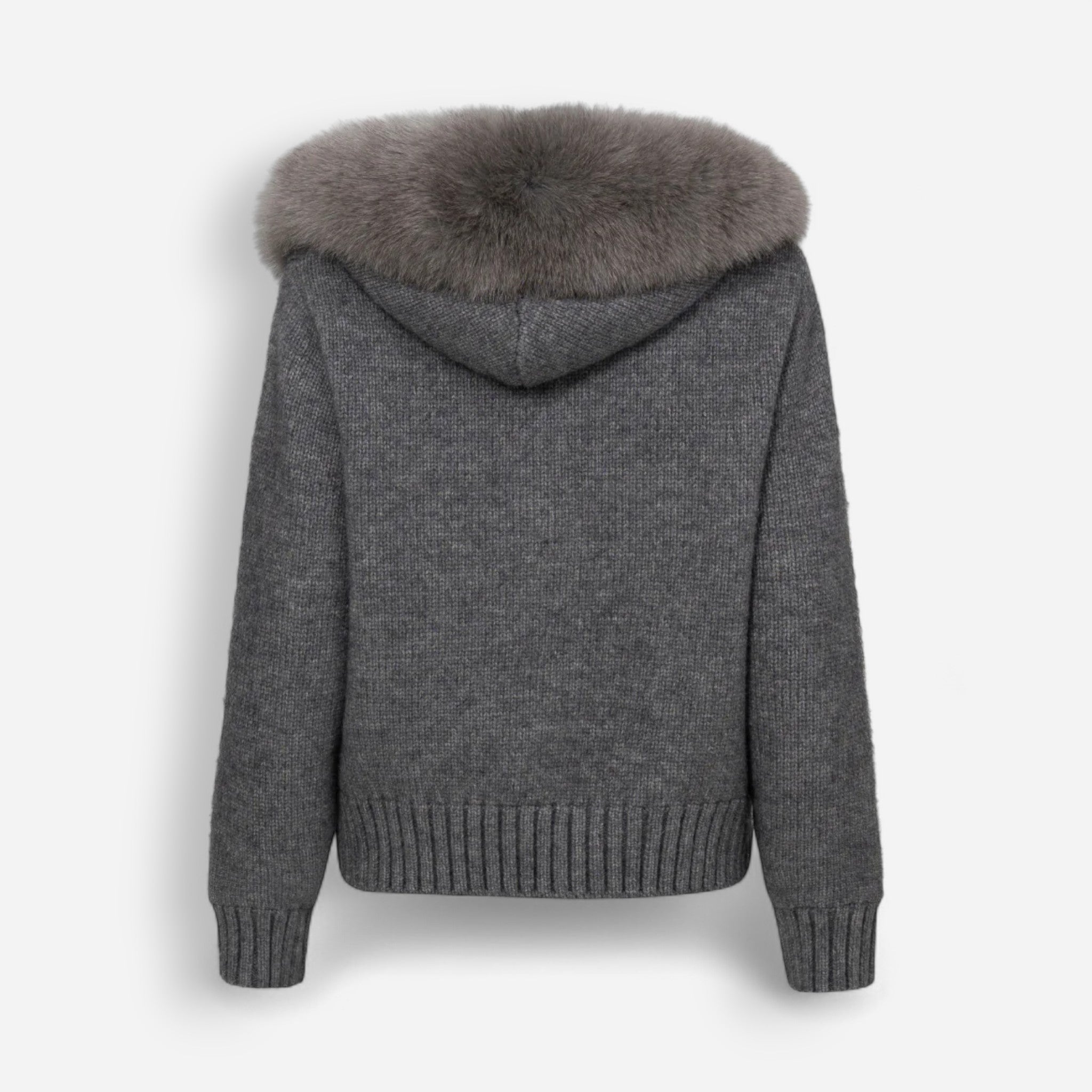 Strickjacke für Damen mit flauschiger Kapuze - kurz