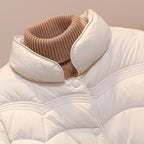 Steppjacke für Damen mit hohem Kragen im kurzen Stil