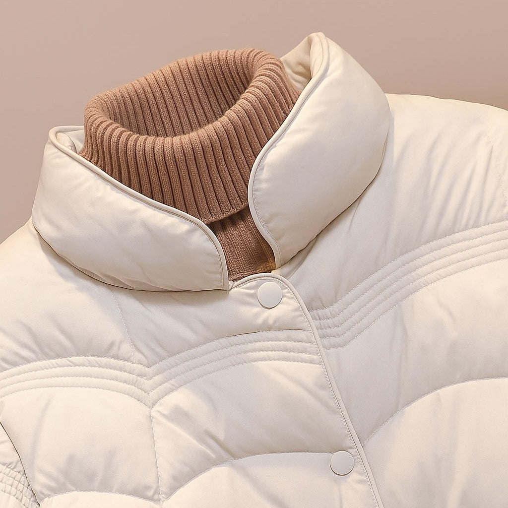 Steppjacke für Damen mit hohem Kragen im kurzen Stil