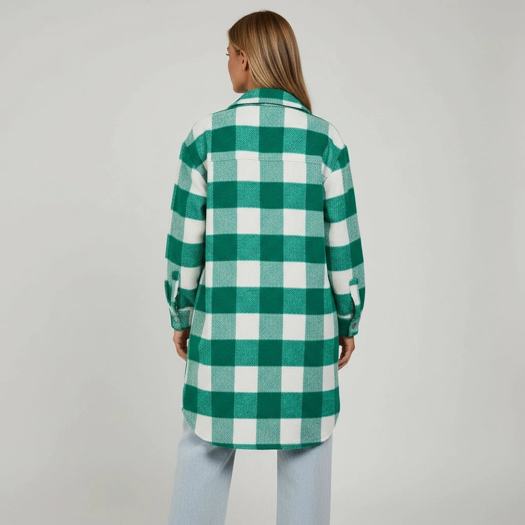 Langes Hemd für Damen mit Brusttaschen im Oversized Schnitt