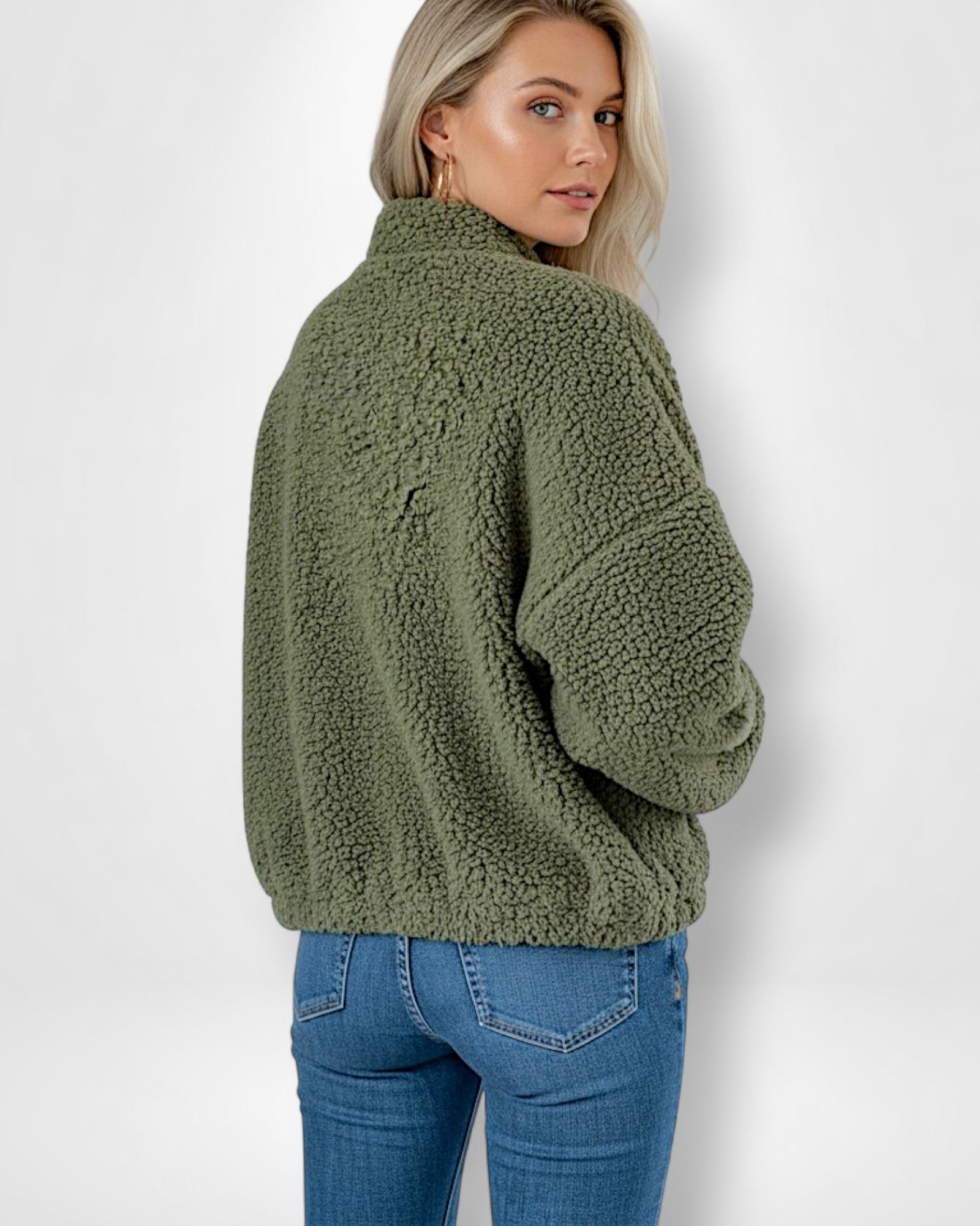 Leichte Fleecejacke mit hohem Kragen und Brusttasche