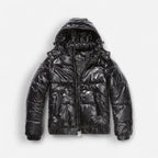 Glänzende Winterjacke für Damen mit hoch schließender Kapuze