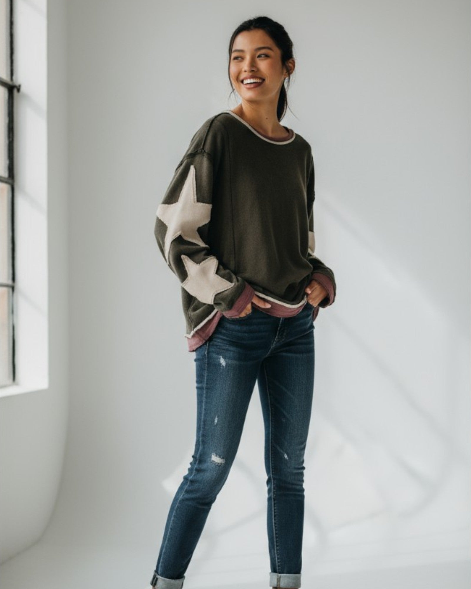 Buntes Langarm-Sweatshirt für Damen mit Applikationen
