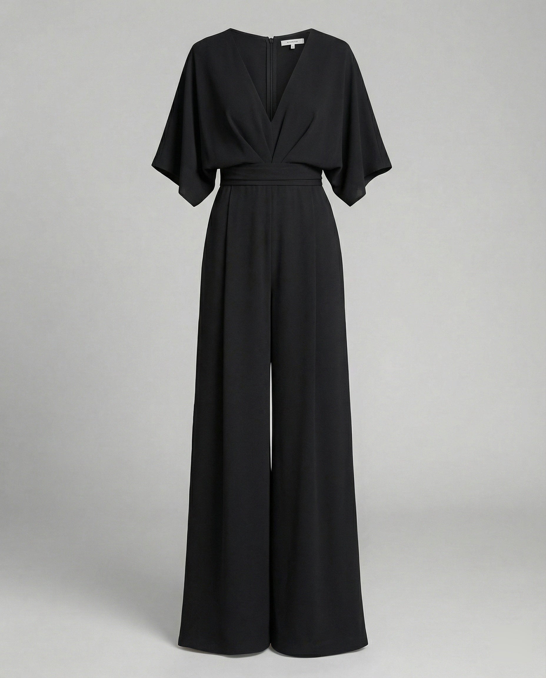 Eleganter Jumpsuit mit kurzen Ärmeln und V-Ausschnitt