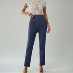 Hose für Damen mit hohem Bund und cropped Design im eleganten Schnitt