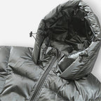 Glänzende kurze Winterjacke für Damen