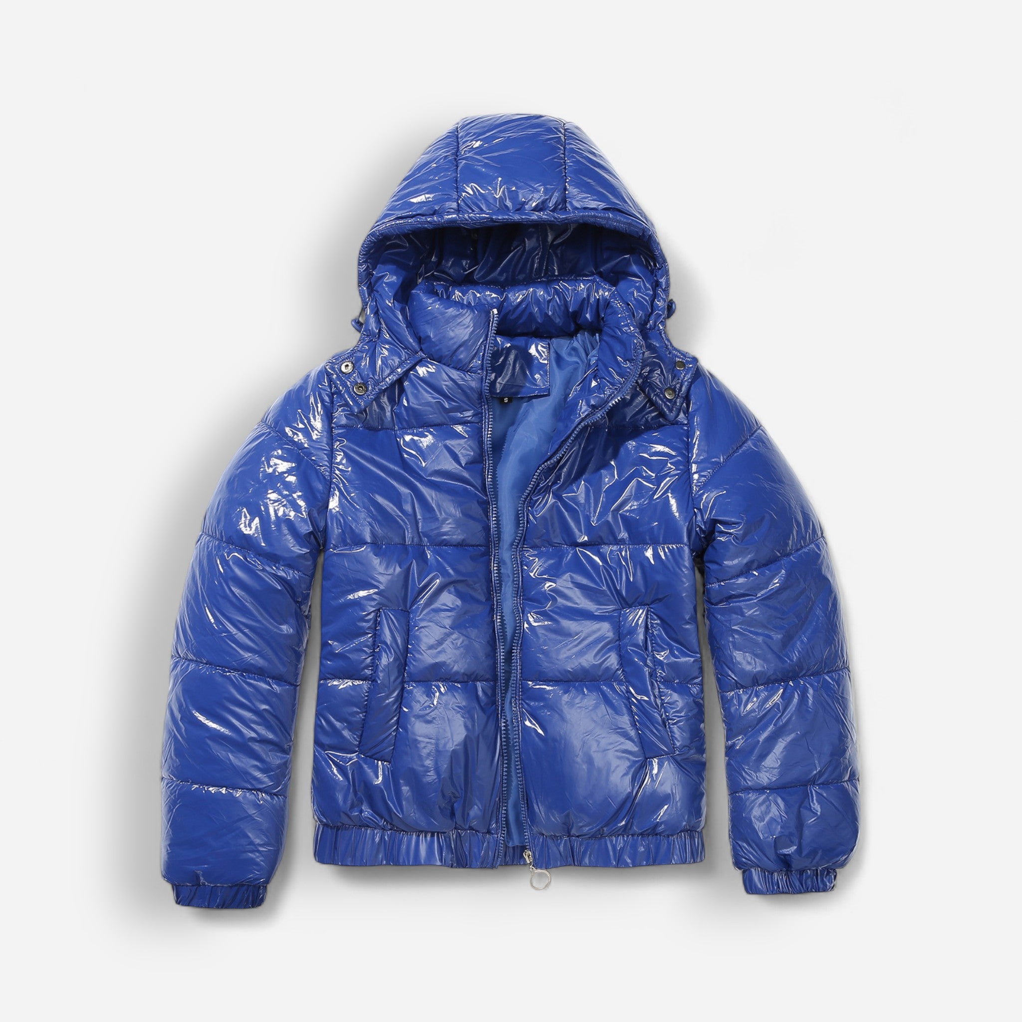 Glänzende Winterjacke für Damen mit hoch schließender Kapuze