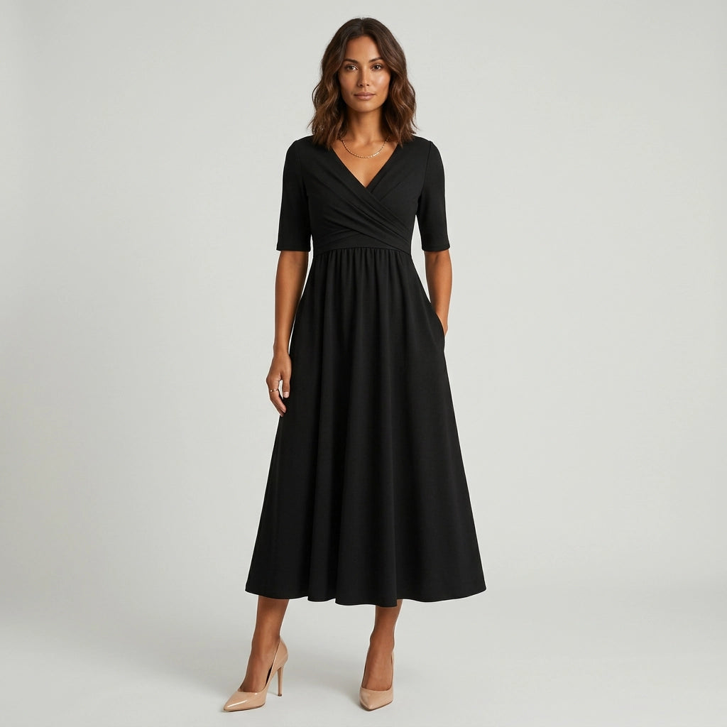 Wadenlanges Kleid mit Kurzarm und Wickeloptik im locker fallenden Design
