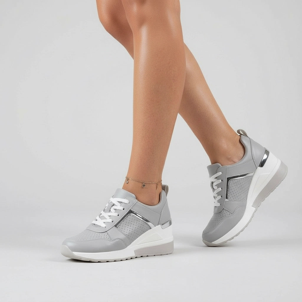 Bequeme Sneaker für Damen mit Keilabsatz und Perforiertem Obermaterial