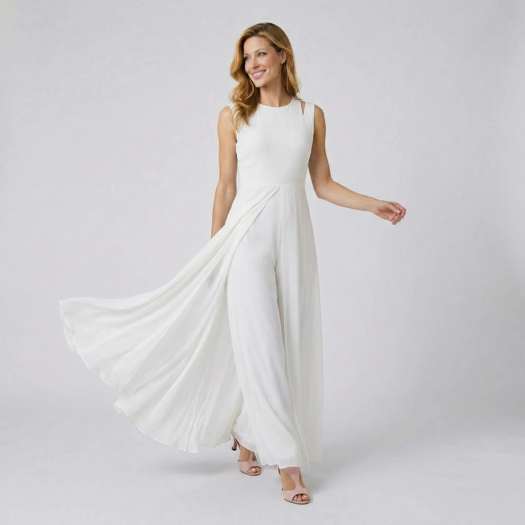 Ärmelloser Jumpsuit mit weitem Bein und fließendem Chiffon Überwurf im eleganten Schnitt