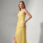 Bandeau Sommerkleid mit Plissee und Volants - midi
