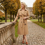 Langer Trenchcoat für Damen in A Linie mit Bindegürtel im klassischen Stil
