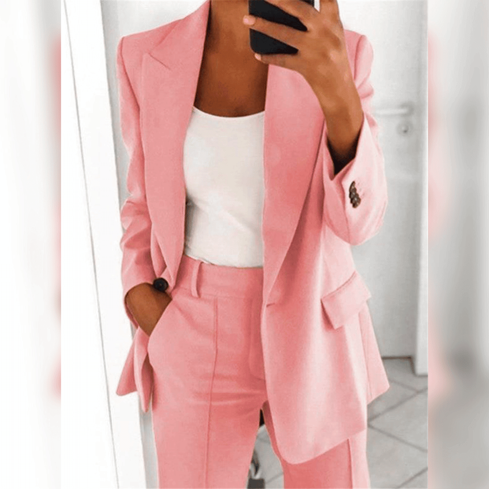 Eleganter Damenanzug in Rosa
