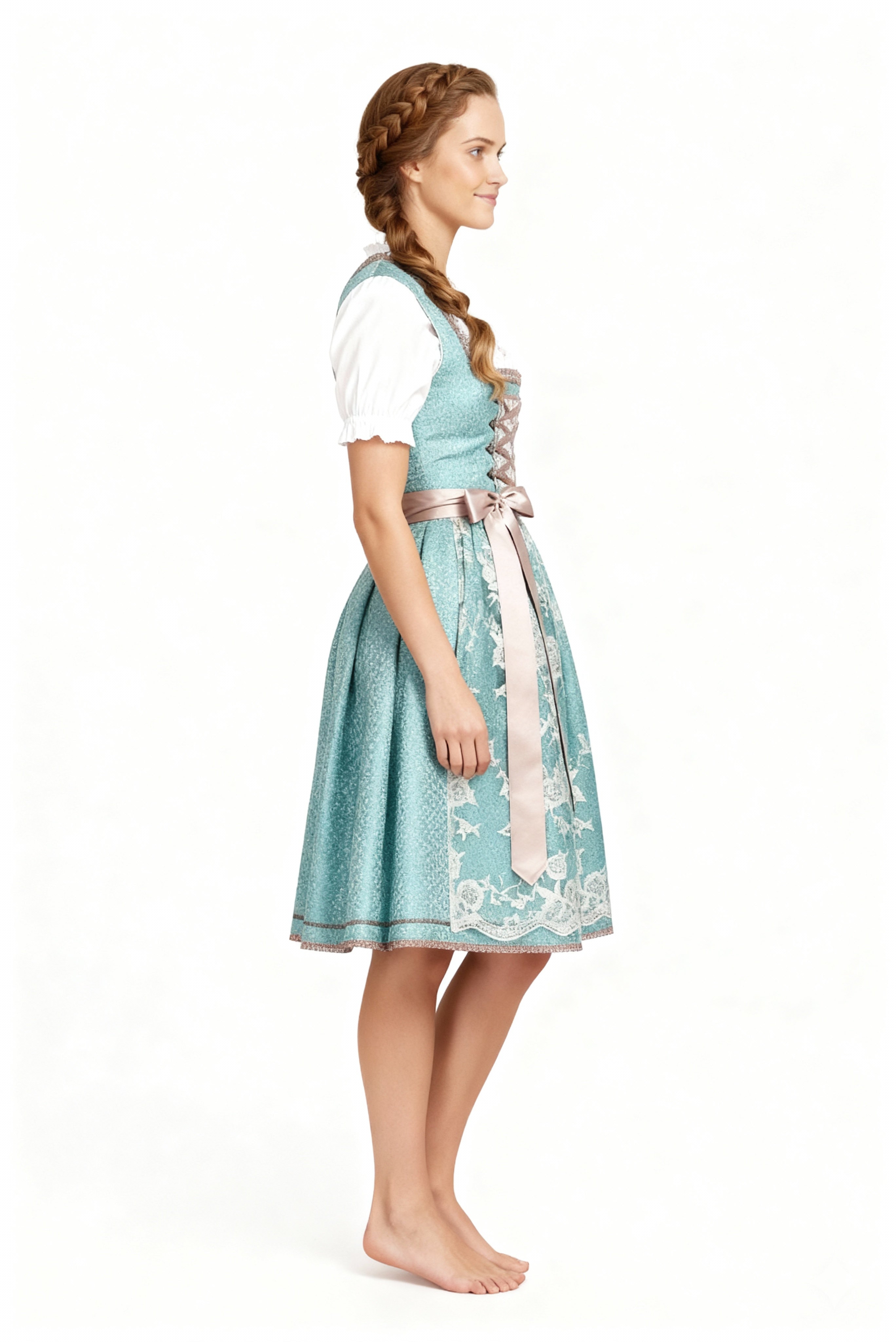Dirndl mit Schürze für Damen im klassischen Design