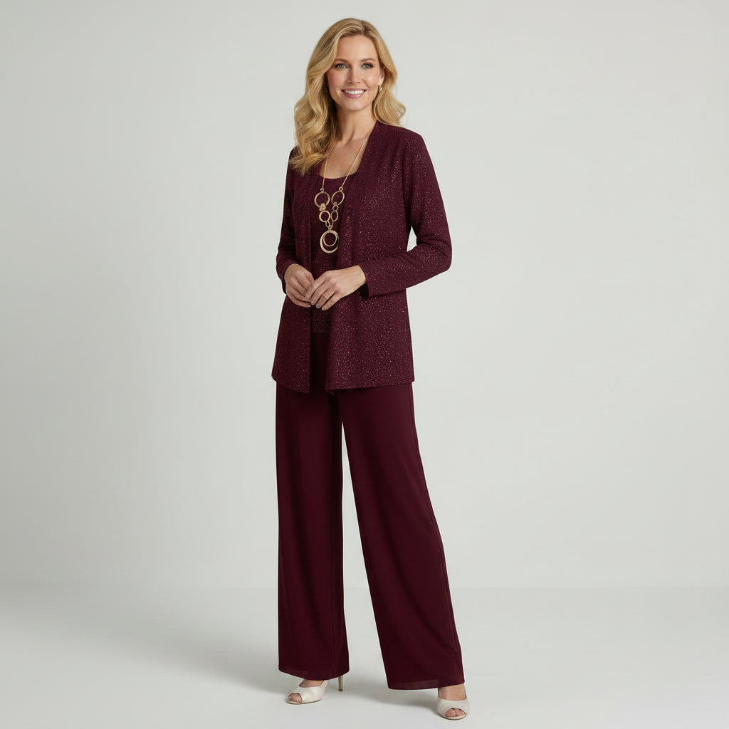 Dreiteiliger Hosenanzug für Damen als Hochzeitsgast mit weiter Hose und Pailletten Spitze