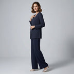 Dreiteiliger Hosenanzug für Damen als Hochzeitsgast mit weiter Hose und Pailletten Spitze