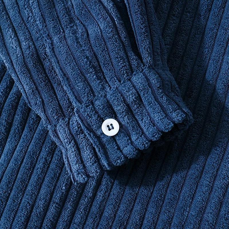 Dunkelblaues Cord Overshirt für Herren | Stilvolles Herbst-Outfit 4