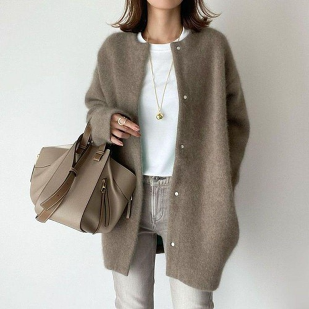 Elegante Strickjacke Damen | Zeitloses Design mit praktischen Taschen 6