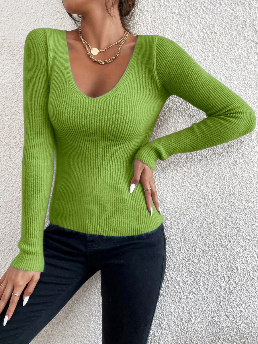 Slim Fit Strickpullover für Damen mit tiefem Rundhalsausschnitt