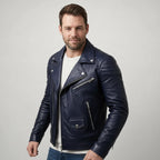 Kurze Biker Jacke für Herren mit gesteppten Ärmeln und asymmetrischem Reißverschluss