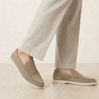Loafer Schuhe für Herren in Velours-Optik mit Mokassin-Naht und Gummisohle