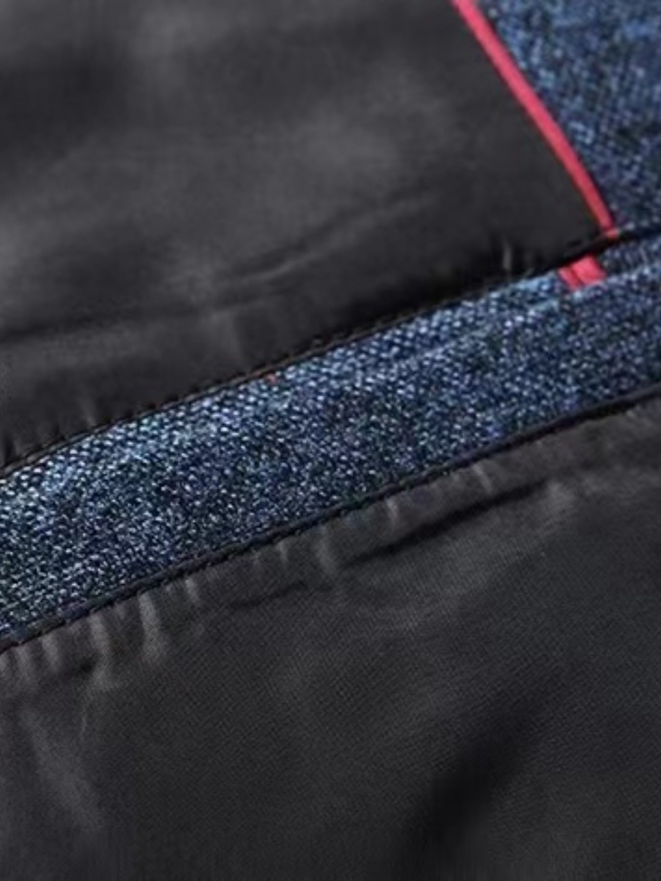Halboffene Blazerjacke für Herren mit Reverskragen 2