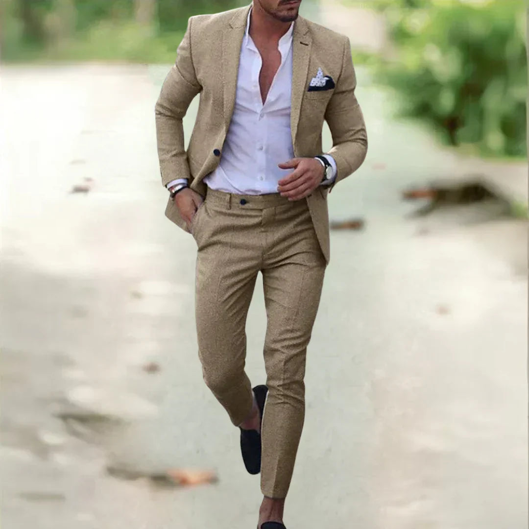 Slim_Fit_Herrenanzug_aus_Leinen_5