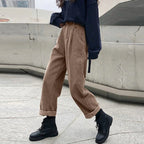 Hochtaillierte Cordhose für Damen mit fünf Taschen 3