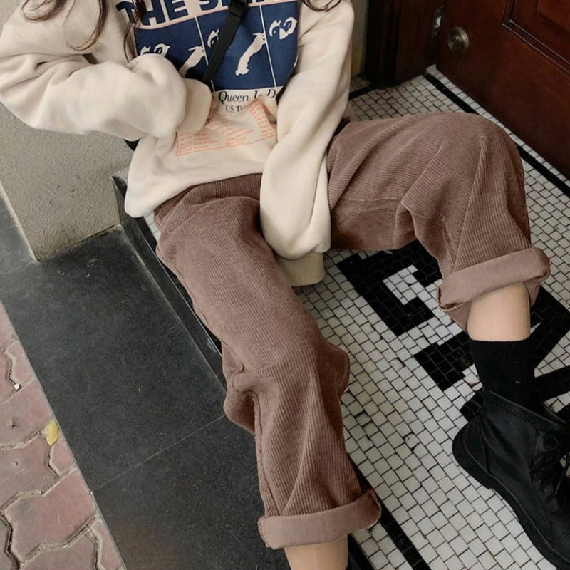 Hochtaillierte Cordhose für Damen mit fünf Taschen 4