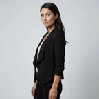 Taillierter Kurzblazer für Damen mit Schalkragen in offenem Schnitt