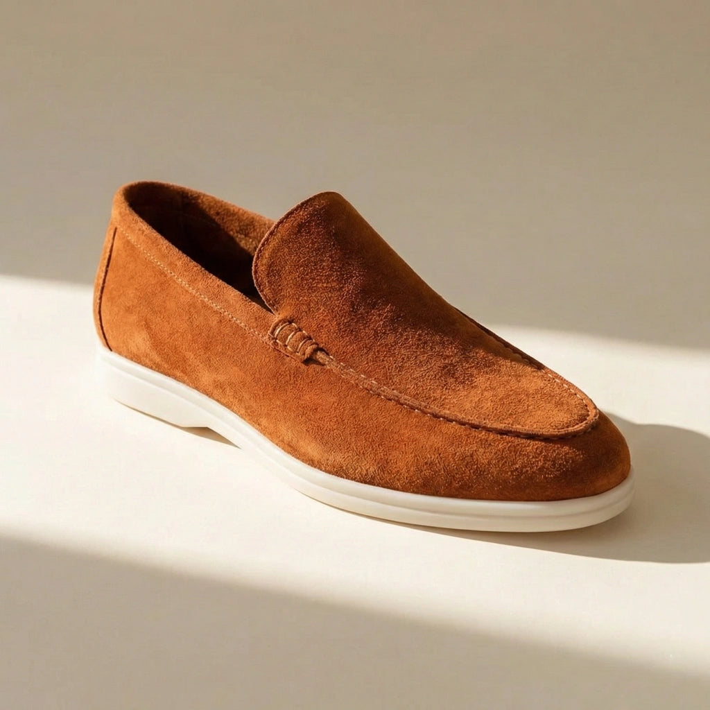 Klassische Slipper für Herren im Velours Design