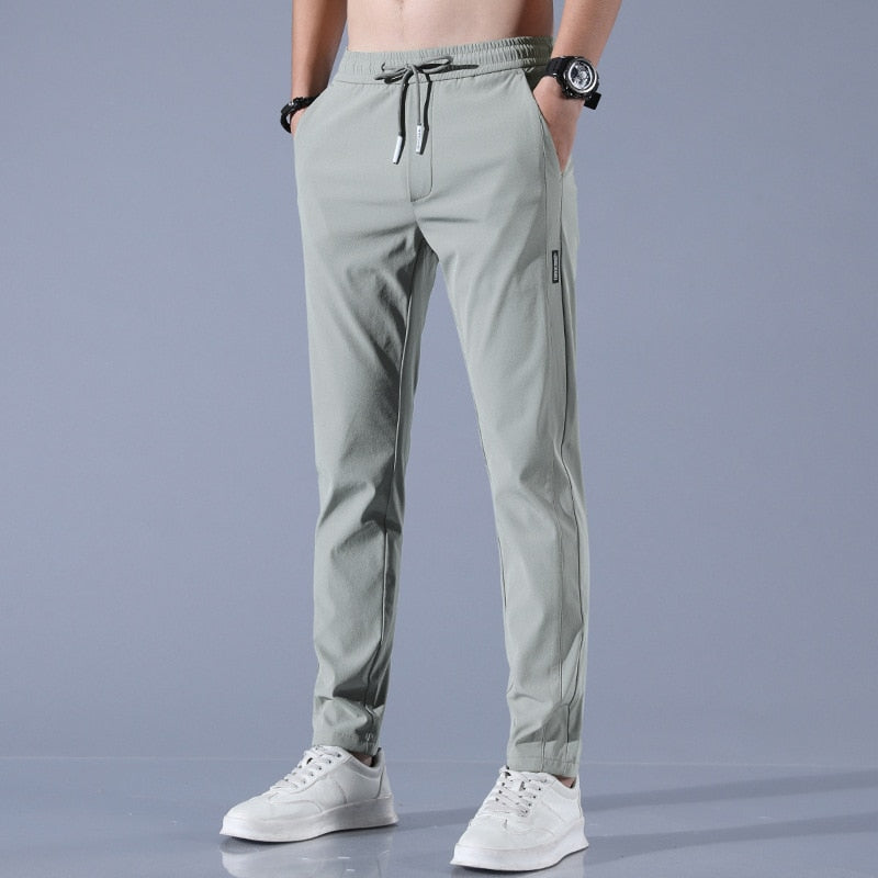 Jogginghose Herren Slim Fit mit elastischem Bund 2