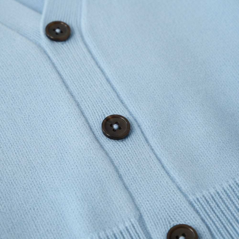 Klassischer Herren Knit Cardigan mit Knöpfen und V-Ausschnitt