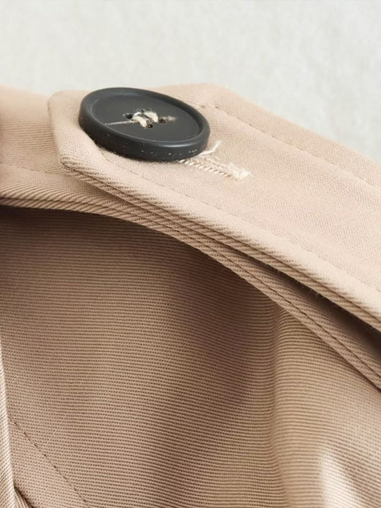 Klassischer kurzer Trenchcoat für Damen mit zweireihigem Design