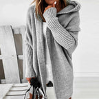Lässiger Damen-Cardigan mit großer Kapuze | Oversize-Schnitt