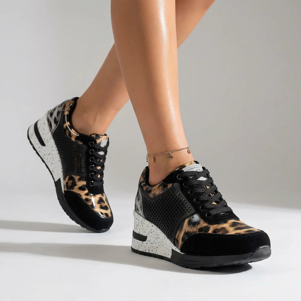 Komfort Sneaker für Damen mit Keilabsatz und Mesh-Einsatz