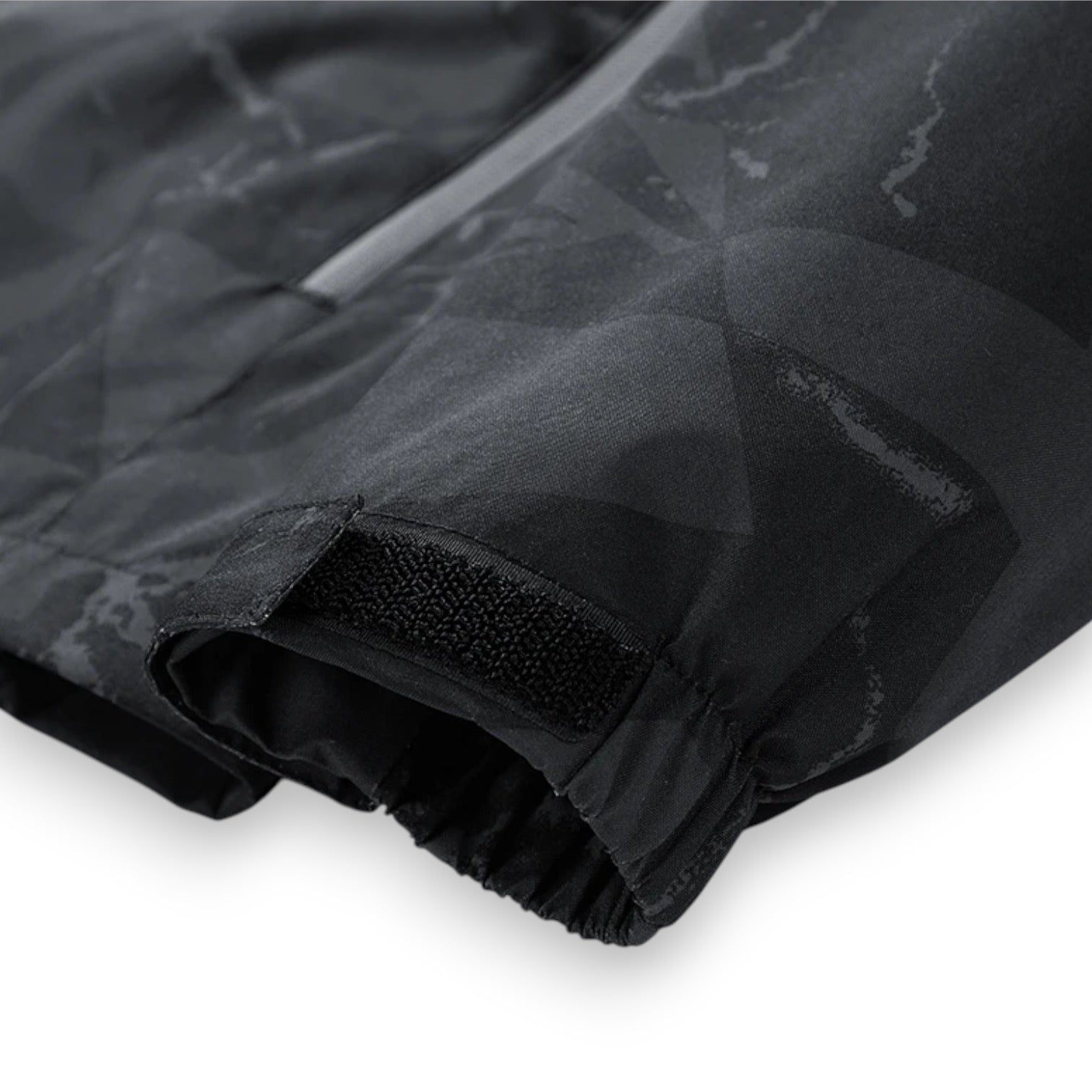 Wasserdichte Skijacke mit geometrischem Muster